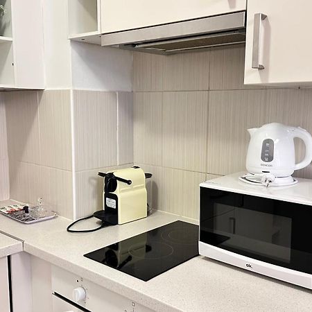 The Prince'S Neighbour Apartment Budapest With Free Garage Exterior foto
